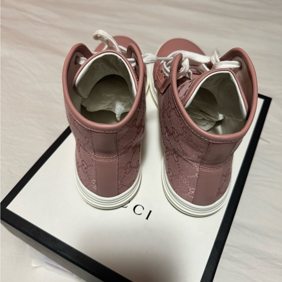 Authentic Gucci sneakers - Picture 5 of 8